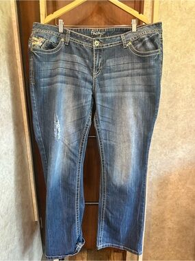 Amethyst Jeans | Distressed Bootcut Jeans | Size 22